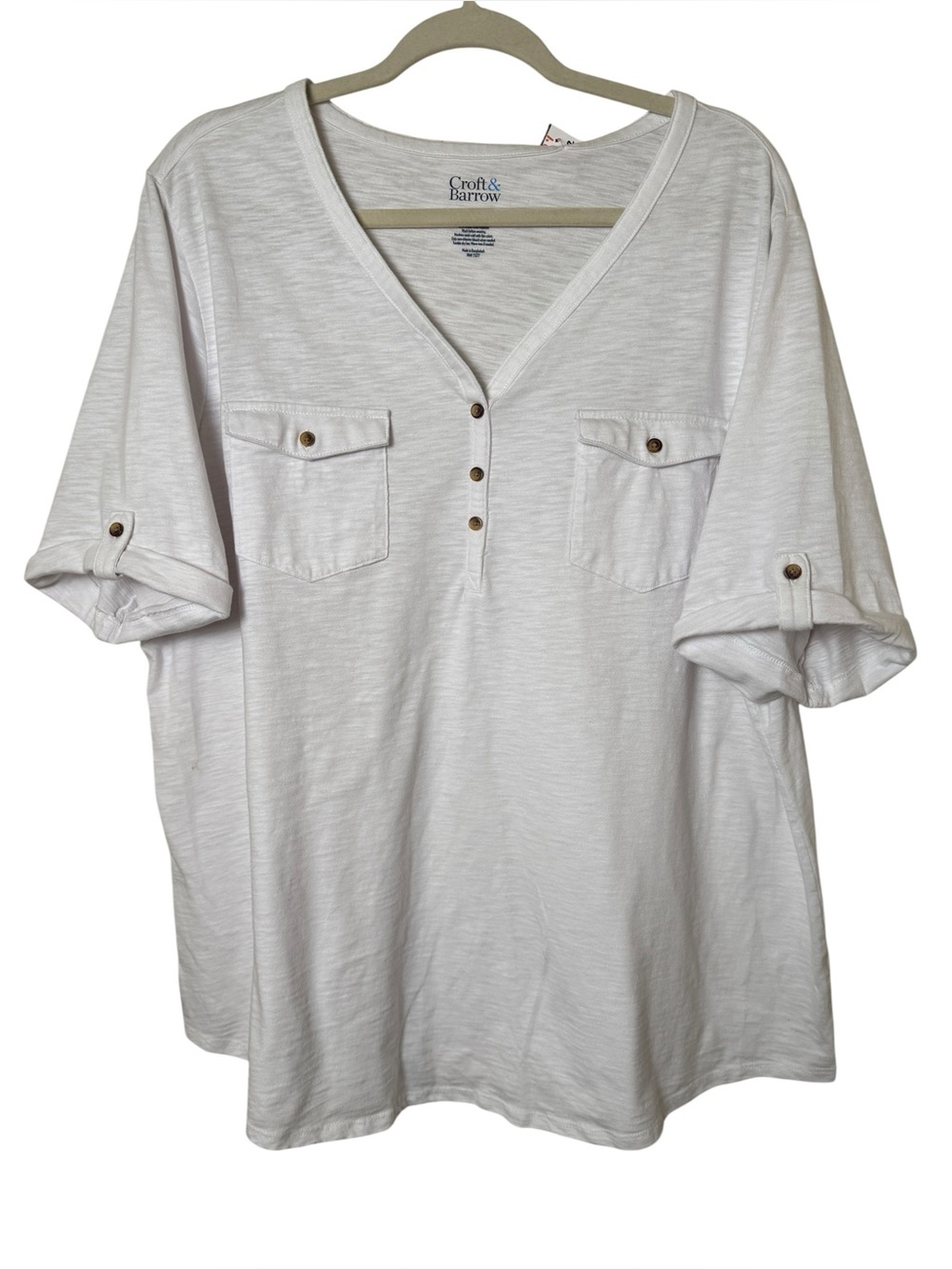 Croft & Barrow 2X White Short-Sleeve V-Neck Henley with Chest Pockets